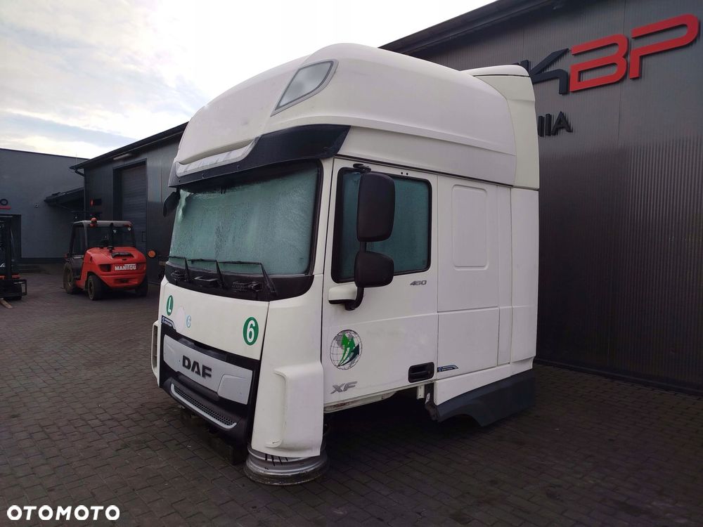 KABINA DAF XF 106 LIFT - 7