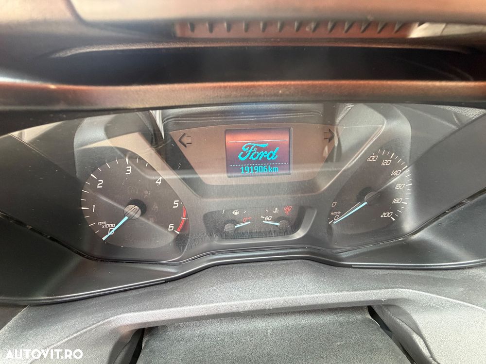 Ford Transit Custom SWB Van Cabina Dubla Trend - 11