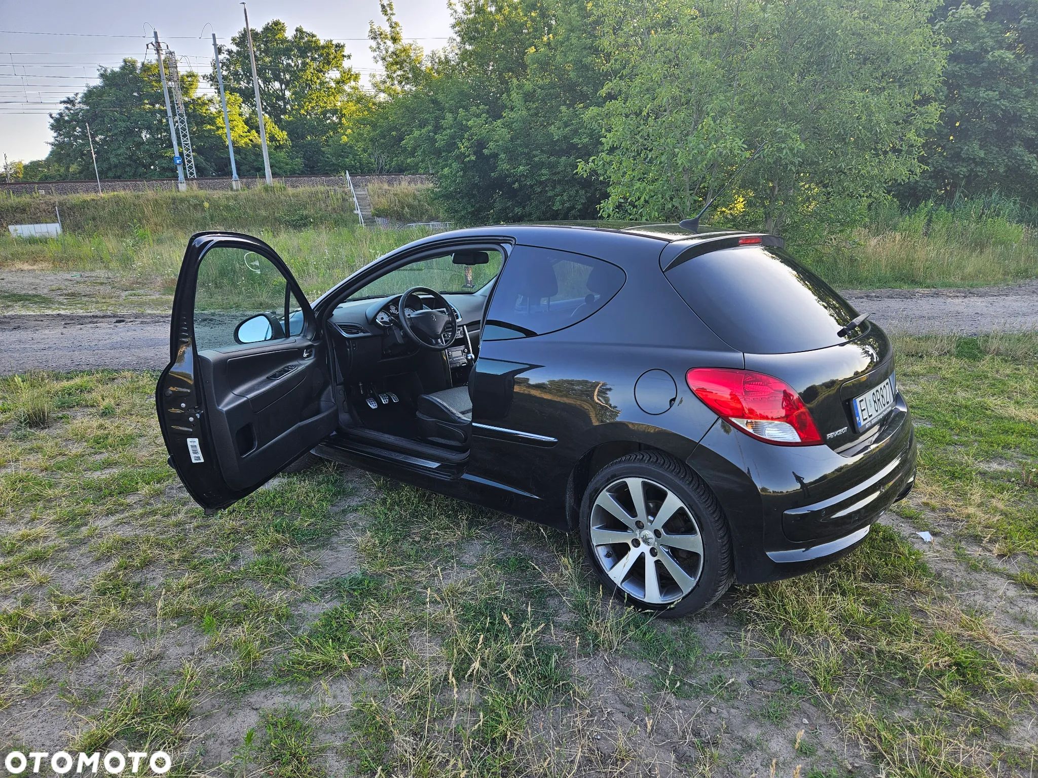 Peugeot 207 1.6 THP Allure - 1