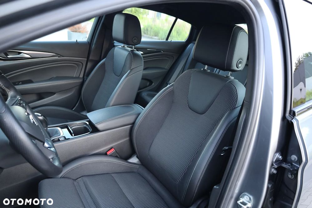 Opel Insignia 2.0 CDTI 4x4 Innovation S&S - 28