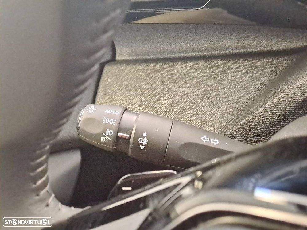 Peugeot 308 1.2 Hybrid Allure e-DCS6 - 14