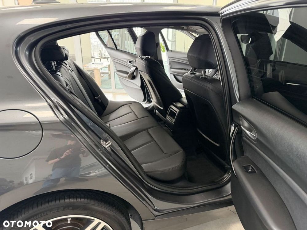 BMW Seria 1 118d Edition M Sport Shadow - 25
