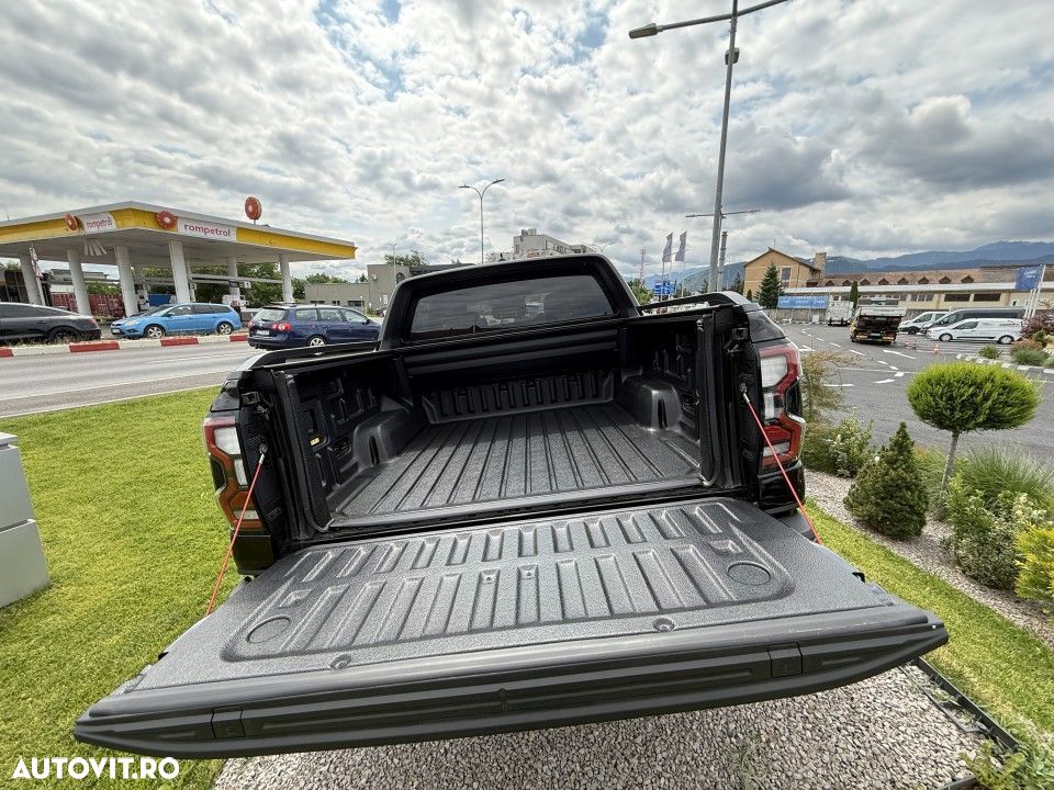 Ford Raptor - 12