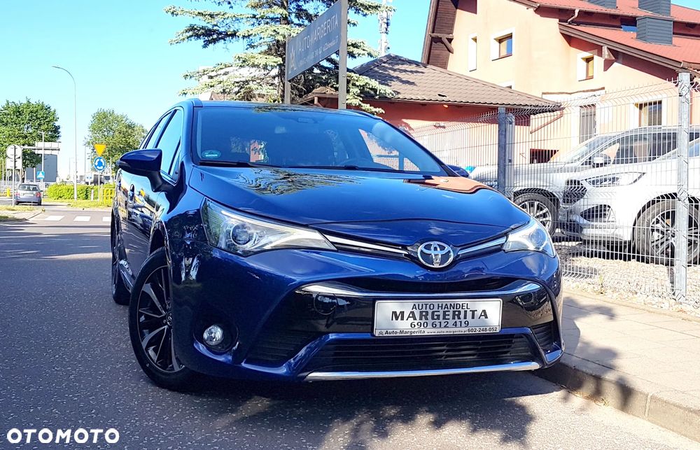 Toyota Avensis Touring Sports 1.8 Team Deutschland - 34
