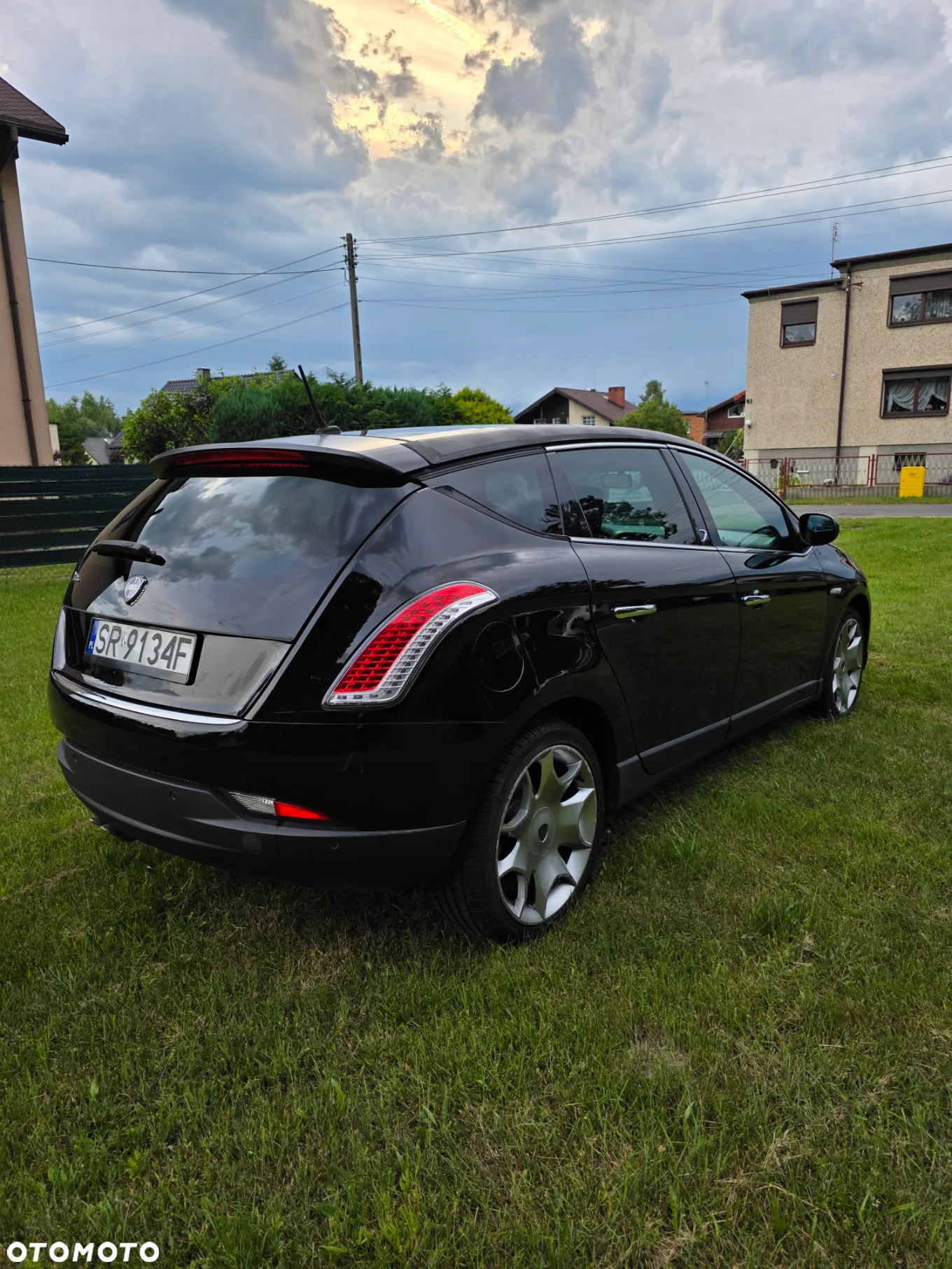 Lancia Delta 1.9 MJ TB Executive - 13