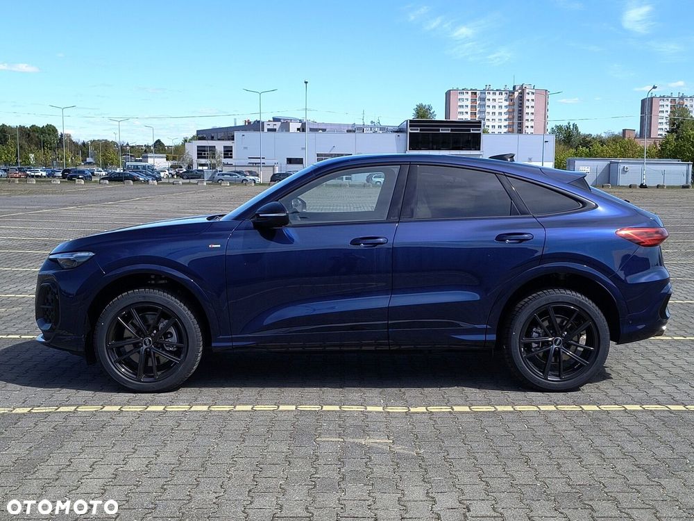 Audi Q5 Sportback - 8
