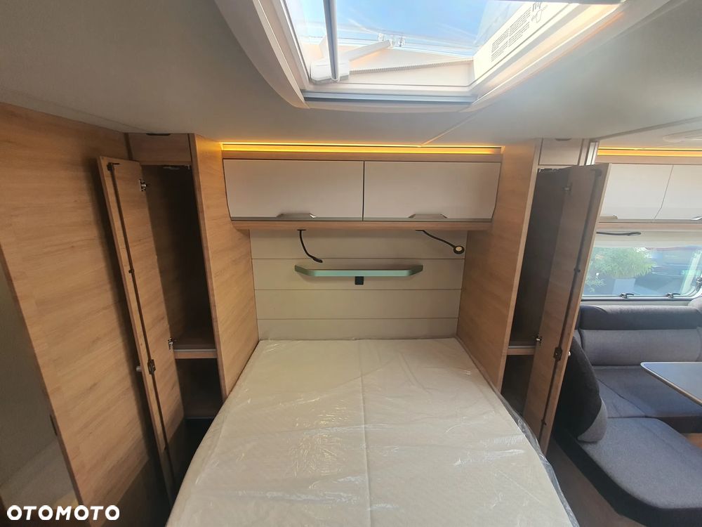 KNAUS SUDWIND 650 PXB BLACK SELECTION - 21