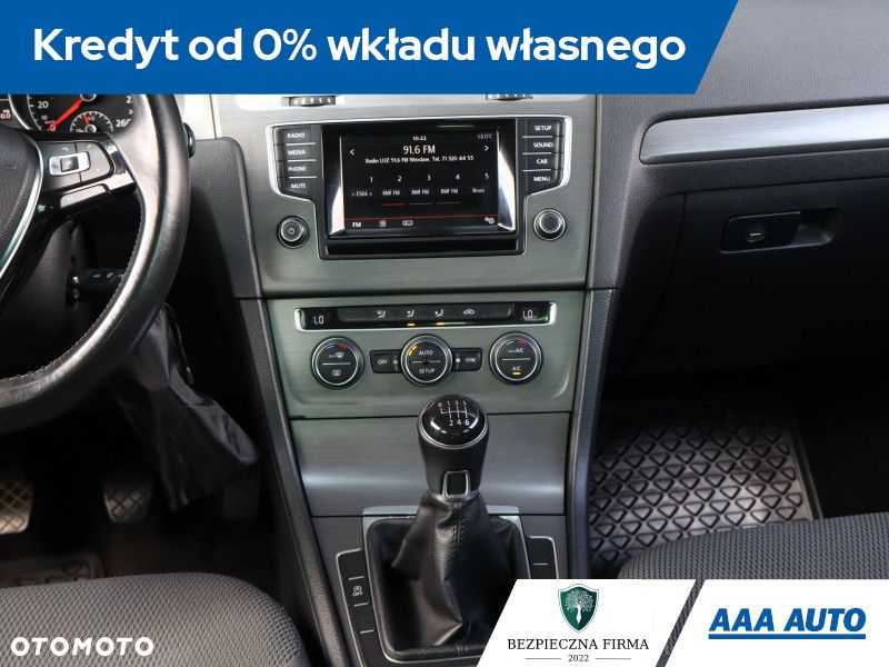 Volkswagen Golf - 13