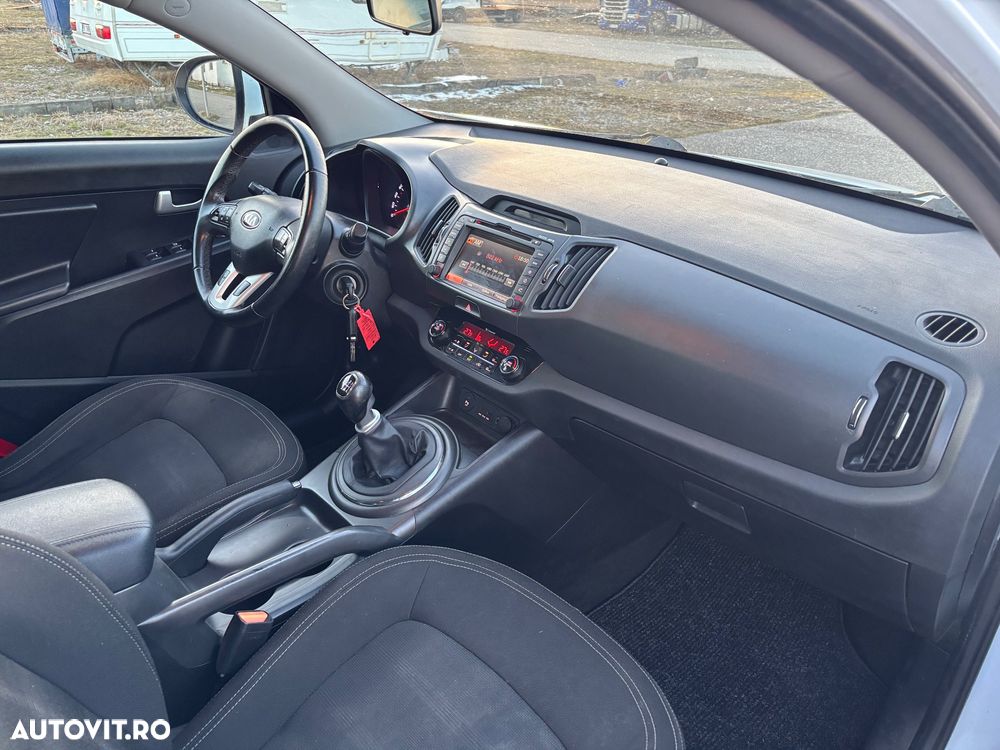 Kia Sportage 1.7 CRDI 2WD Spirit - 23