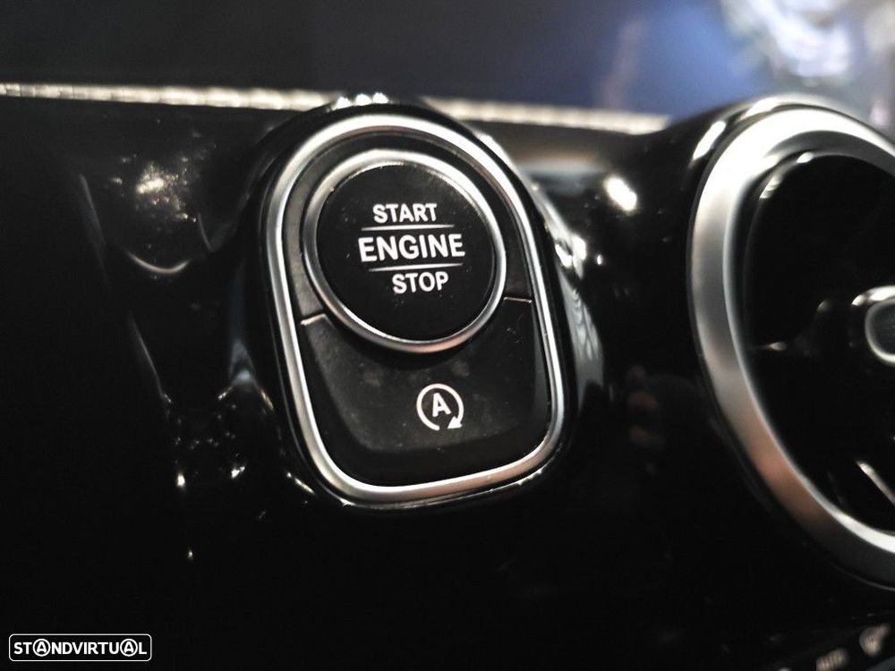 Mercedes-Benz CLA 180 d Shooting Brake AMG Line Aut. - 41