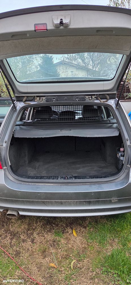 BMW Seria 3 318d - 17