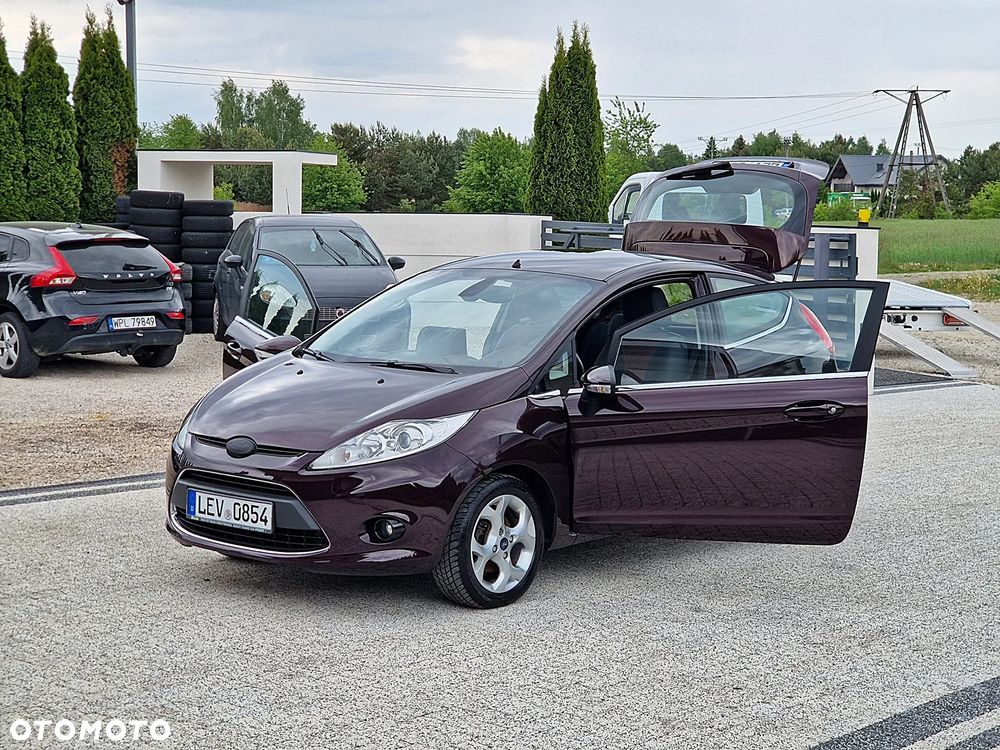 Ford Fiesta 1.25 Champions Edition - 11