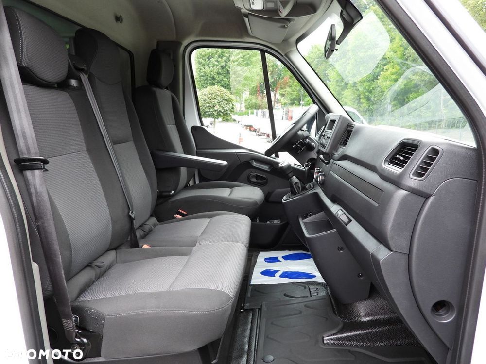 Renault MASTER PLANDEKA 10 PALET WEBASTO TEMPOMAT LEDY PNEUMATYKA KLIMATYZACJA  165KM - 36
