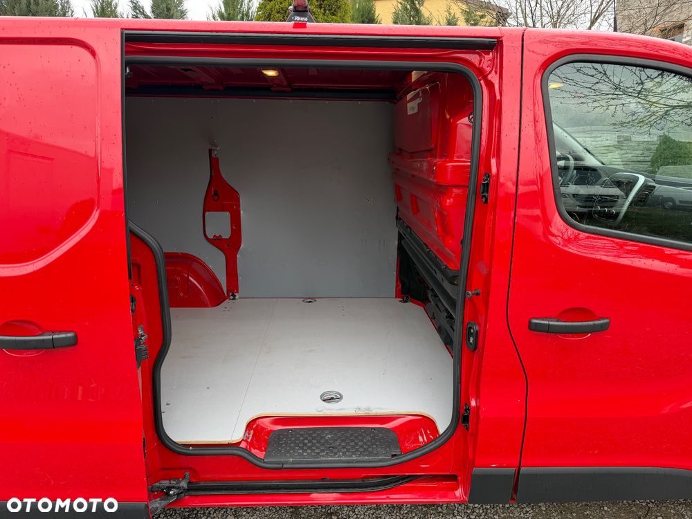 Renault Trafic - 24