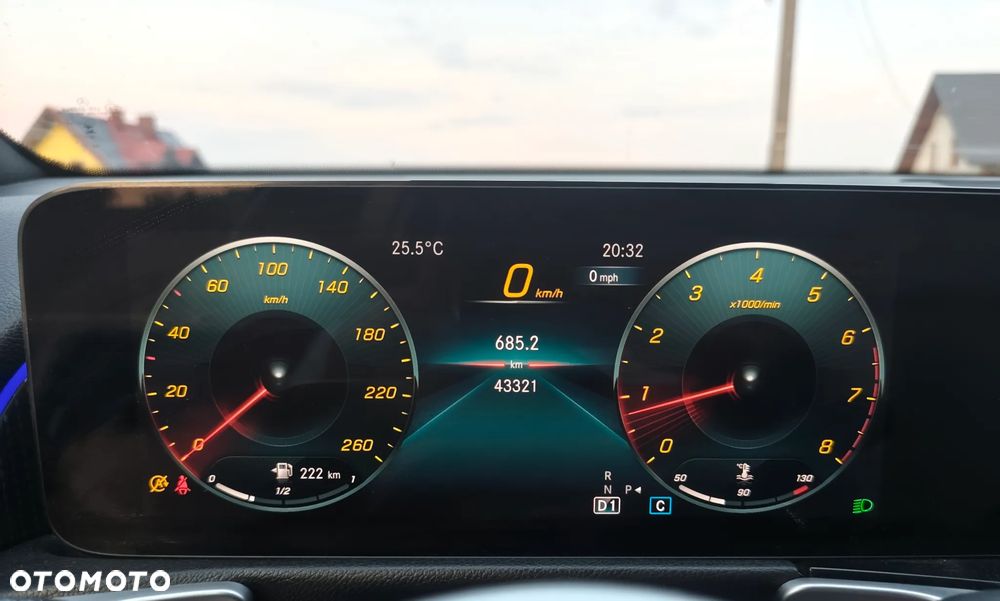 Mercedes-Benz GLB 250 Style 8G-DCT - 10