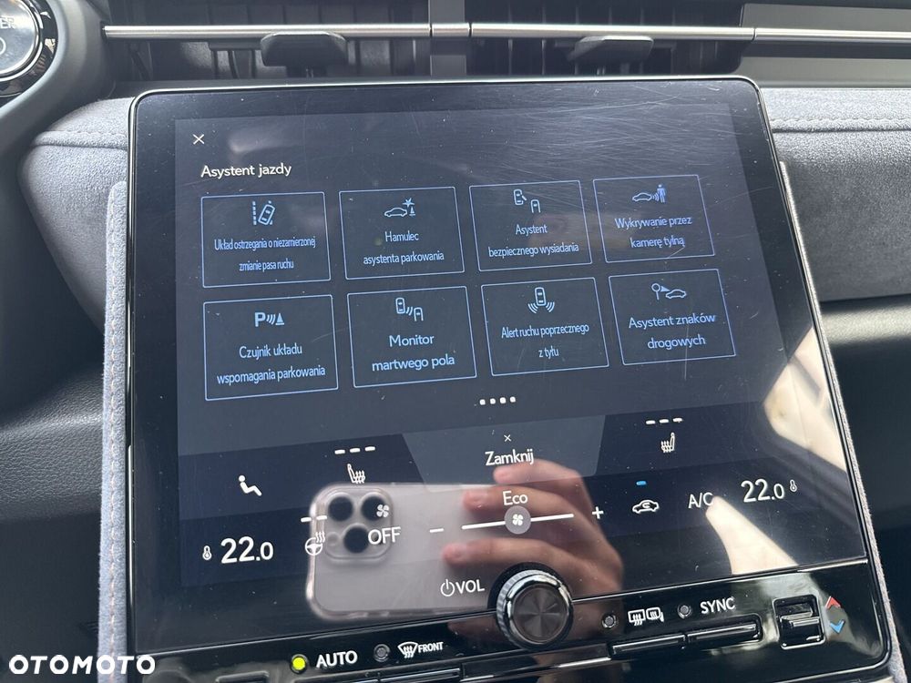 Lexus LBX 1.5 Hybrid Cool - 26