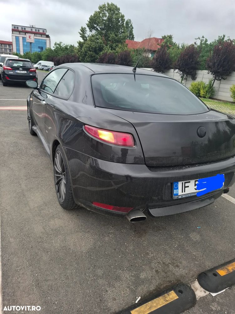 ALFA ROMEO GT 2004 — imagine 13