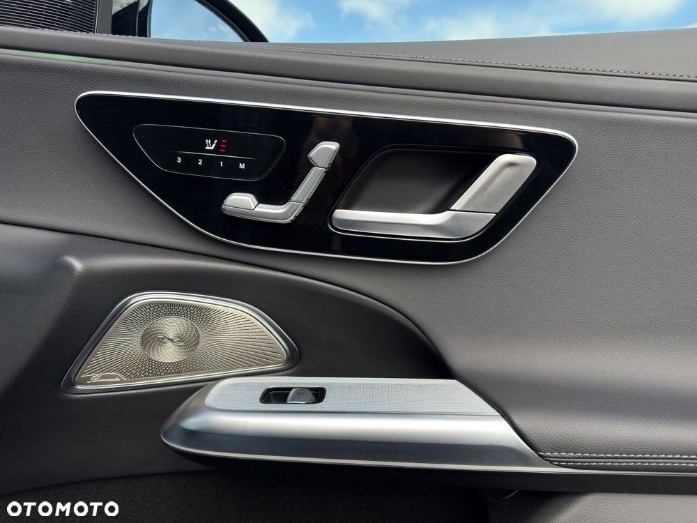 Mercedes-Benz Klasa E - 25