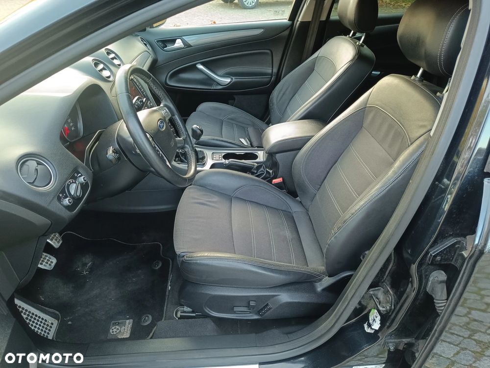 Ford Mondeo 2.0 TDCI Titanium - 11