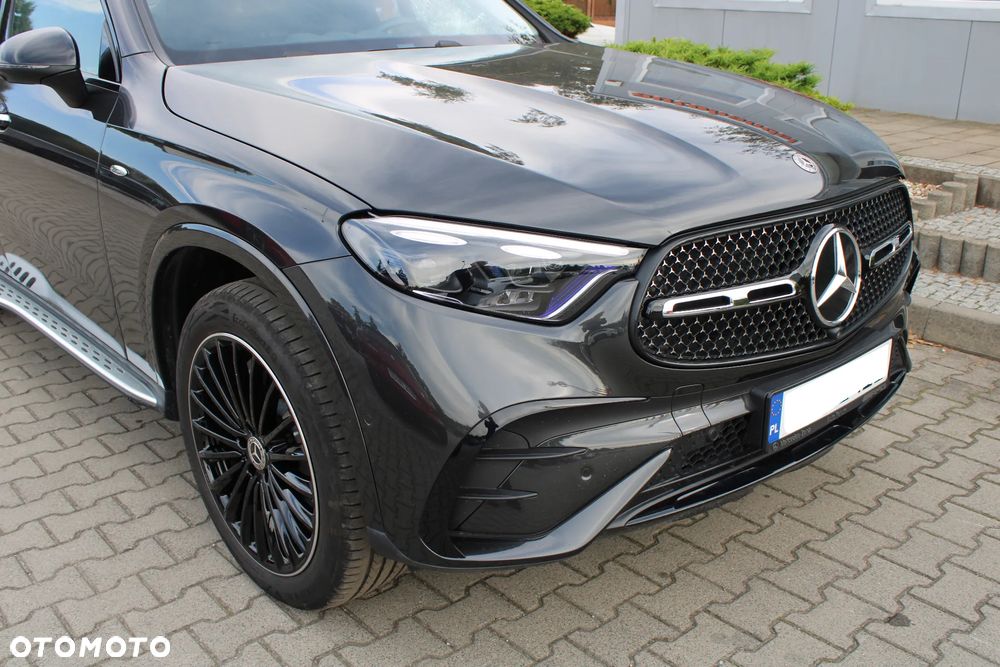 Mercedes-Benz GLC 300 e PHEV 4-Matic AMG Line - 10