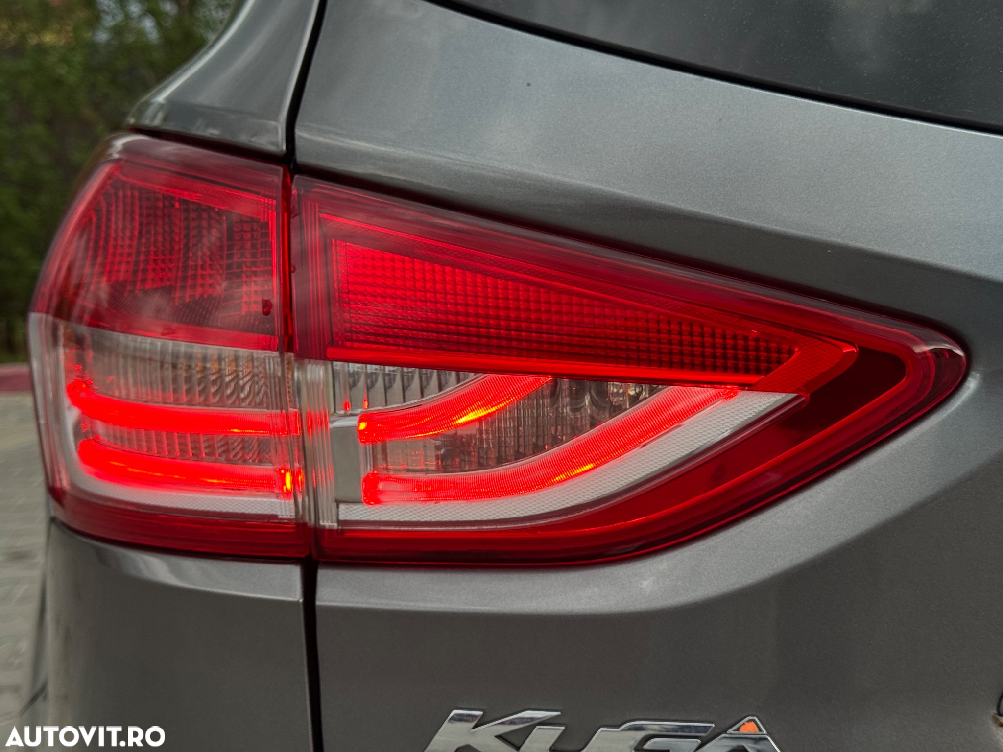 Ford Kuga 2.0 TDCi 4x4 Aut. Titanium - 14