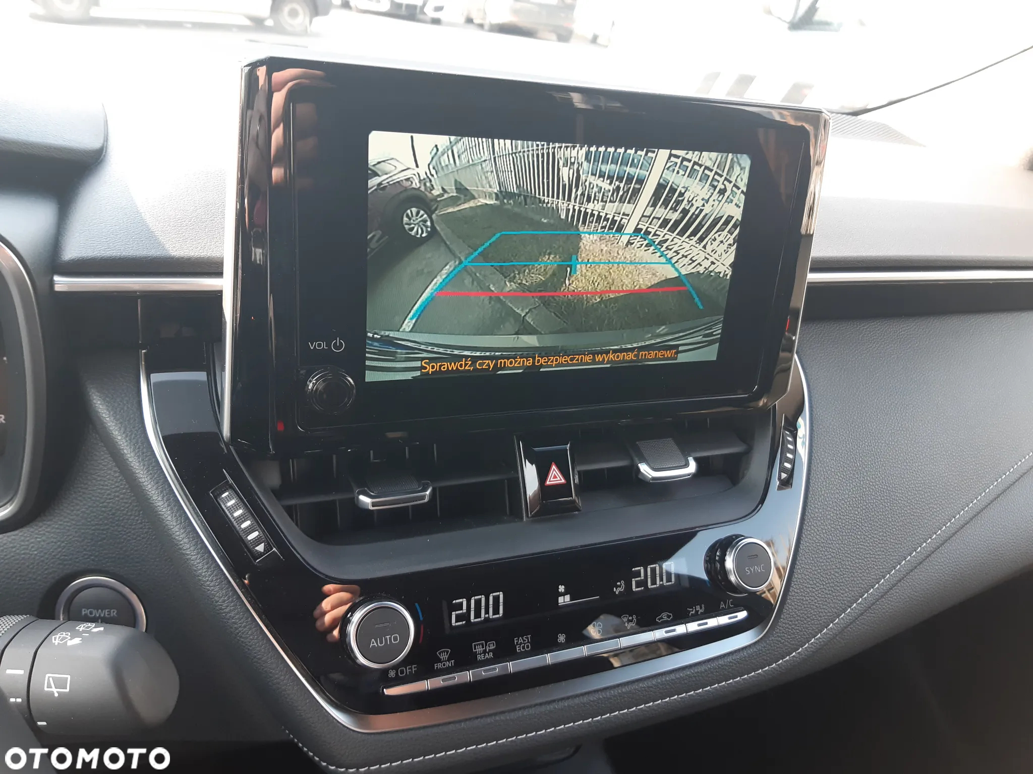 Suzuki Swace 1.8 Hybrid Premium Plus CVT - 12