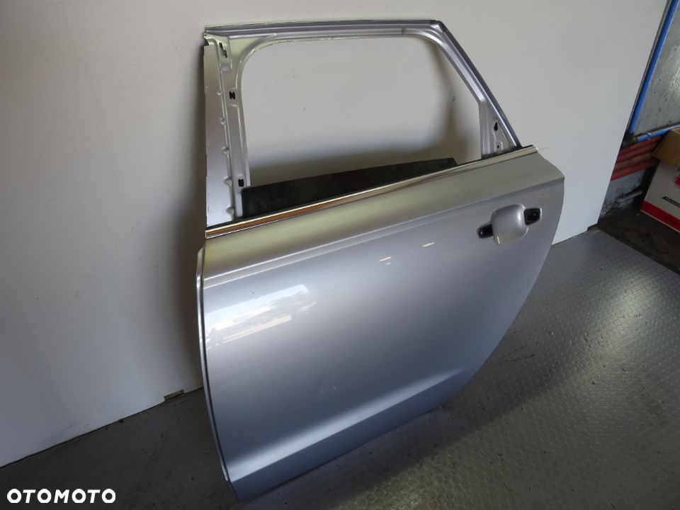 LZ7G drzwi lewy tyl KOMBI Audi A6 C7 czesci - 2
