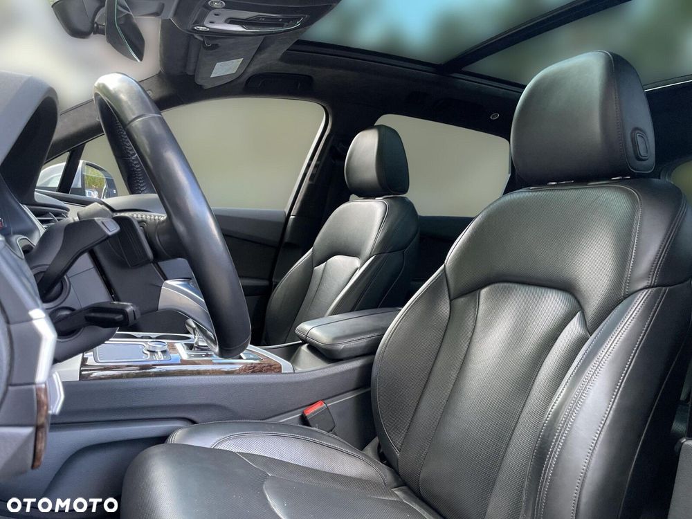 Audi Q7 - 13