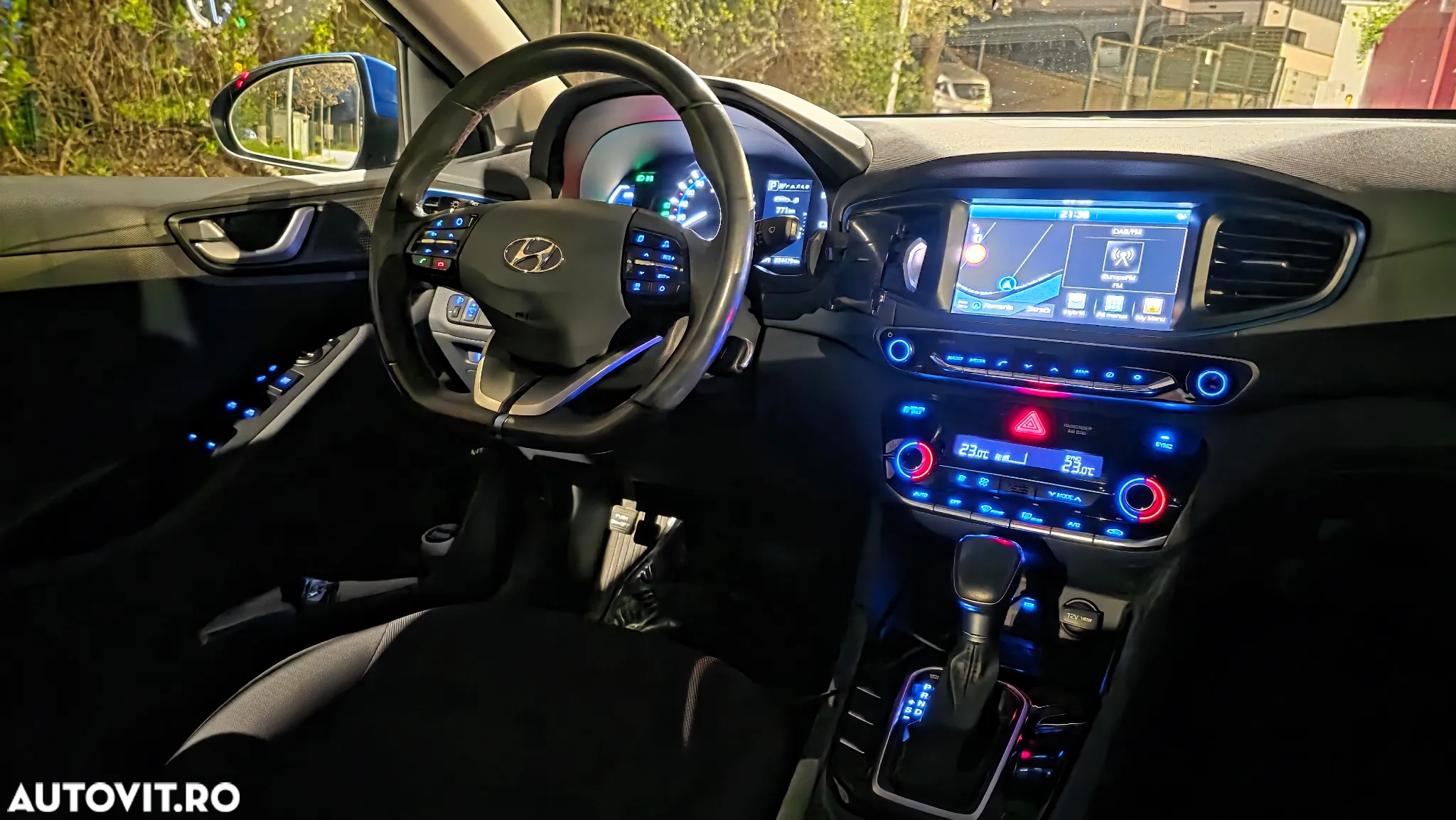 Hyundai IONIQ Hybrid 1.6 GDI Premium - 8