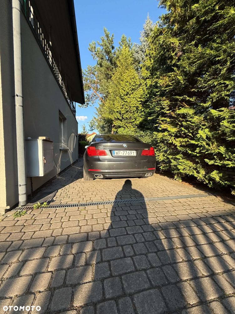 BMW Seria 7 740d xDrive - 3