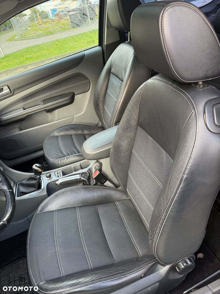 Ford Focus - 8