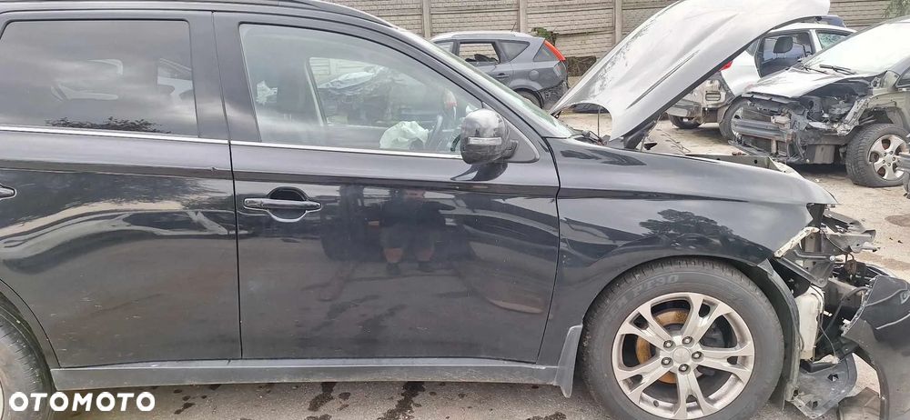 Mitsubishi Outlander III 2,0 150KM rozrusznik - 2