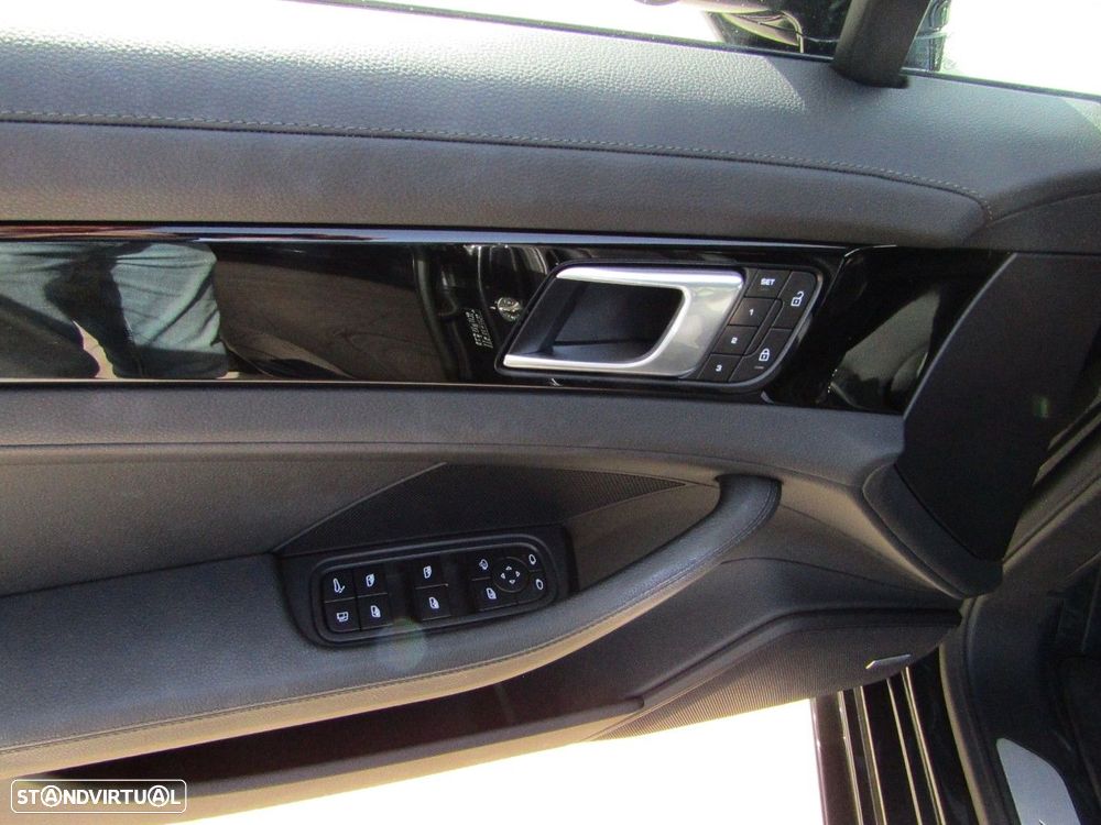 Porsche Panamera 4S E-Hybrid Executive - 10
