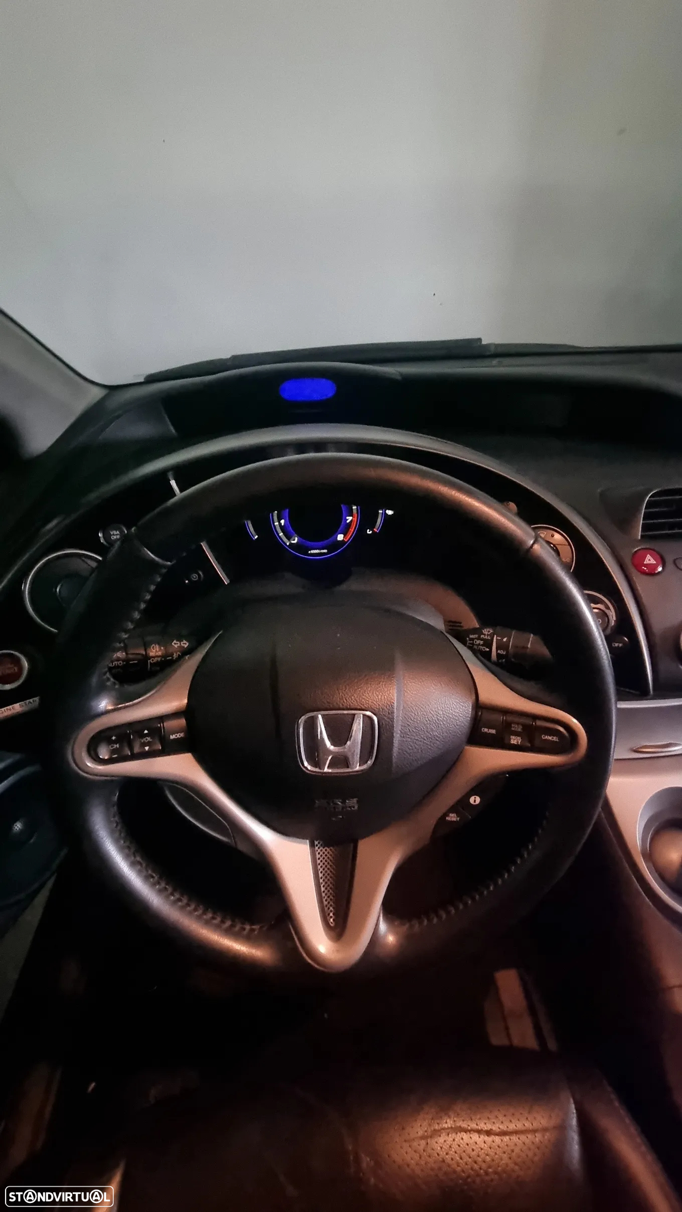 Honda Civic 1.8 Executive - 13