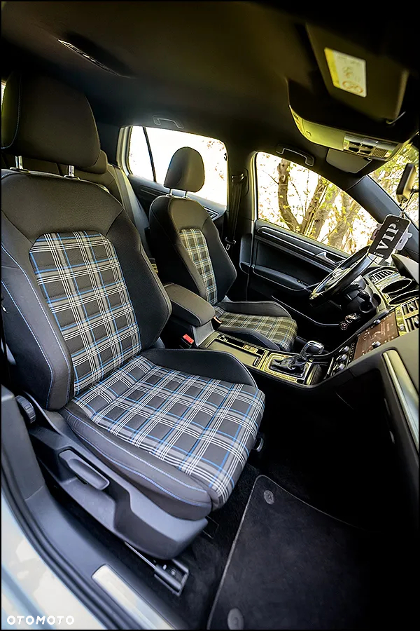 Volkswagen Golf VIII 1.4 TSI Plug-In Hybrid GTE DSG - 38