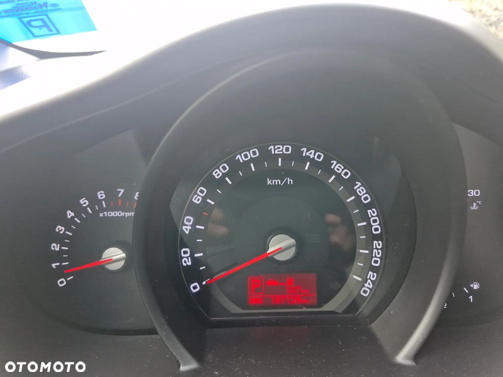 Kia Sportage 2.0 CVVT 2WD Automatik Vision - 11