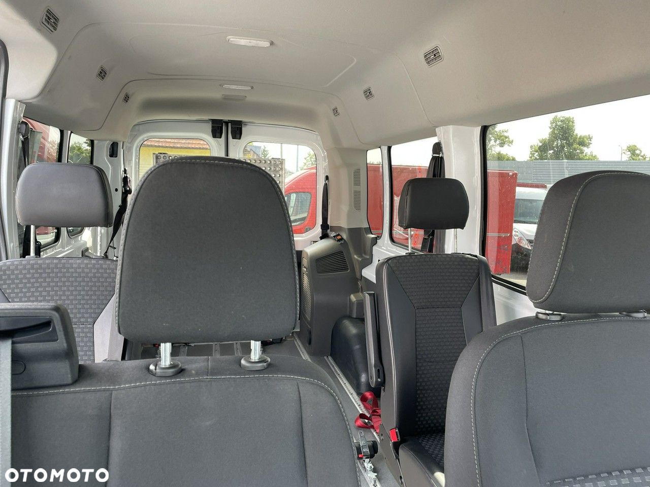 Ford Transit - 17