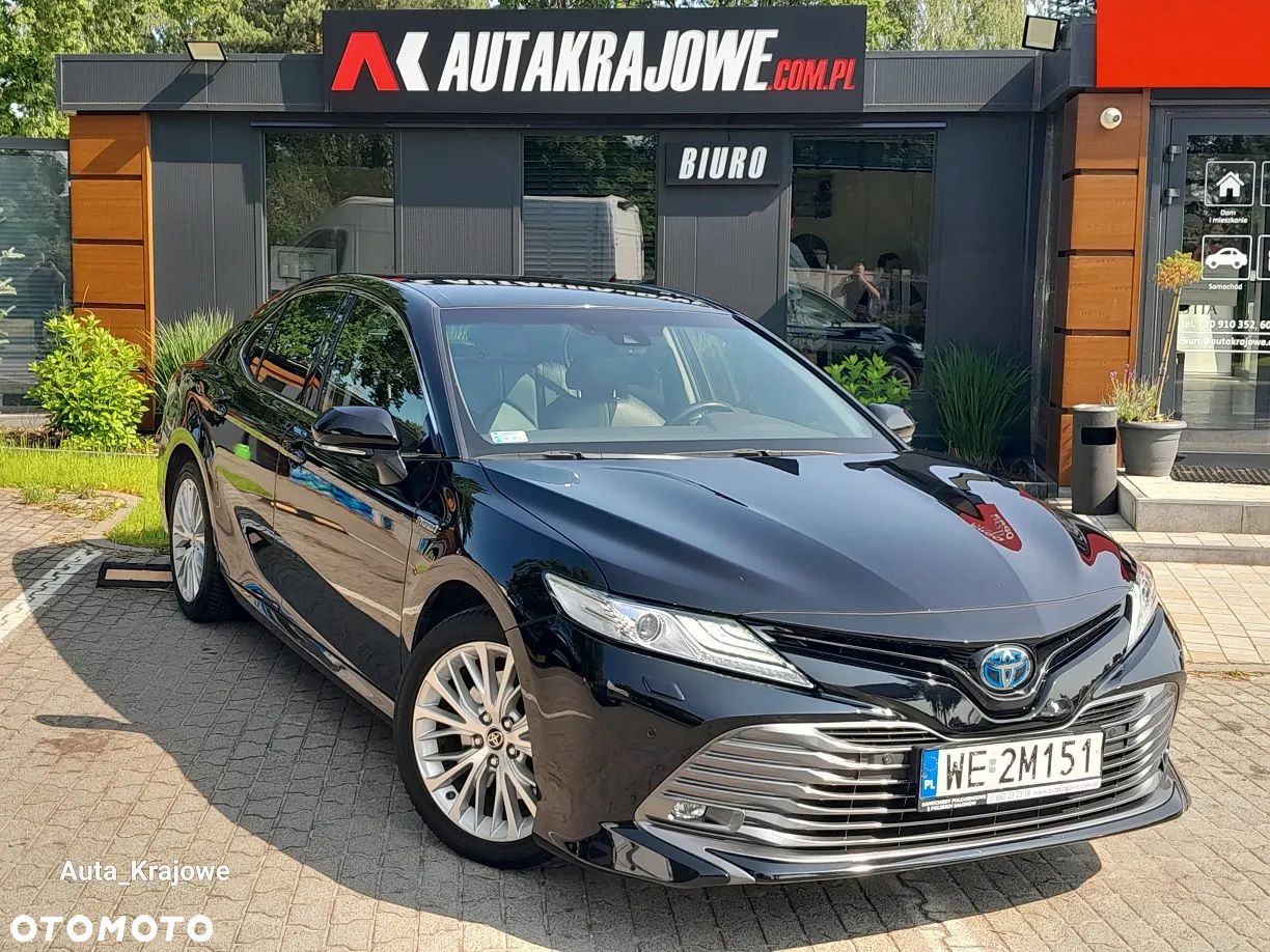 Toyota Camry 2.5 Hybrid Executive CVT - 1