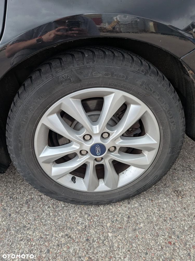 Ford Mondeo 1.6 Eco Boost Start-Stopp Champions Edition - 34