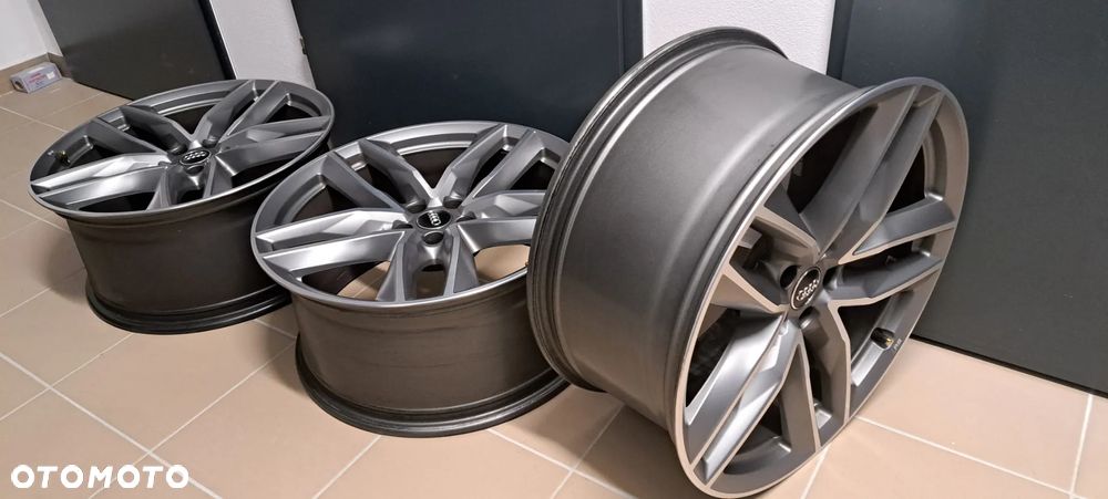 ORYGINALNE felgi Audi 21" wersja RS 4MO - 4