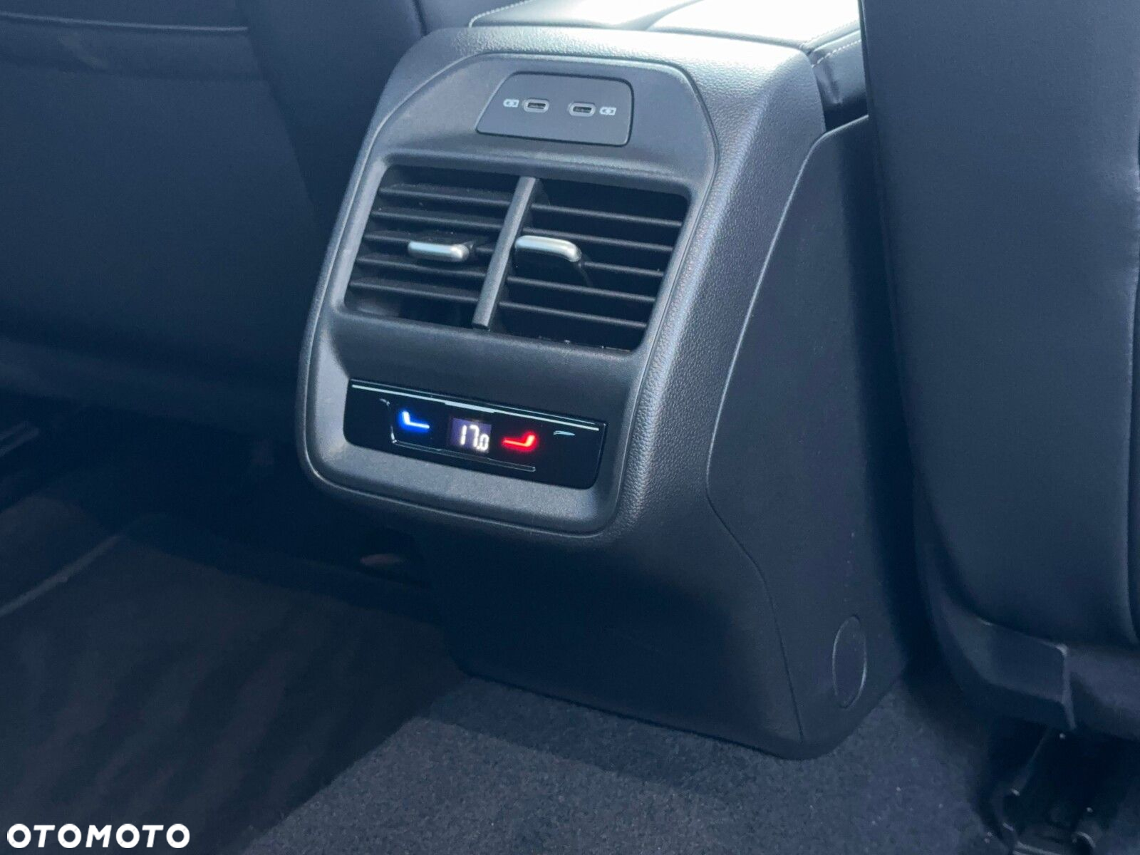Volkswagen Passat 2.0 TDI EVO Elegance DSG - 17