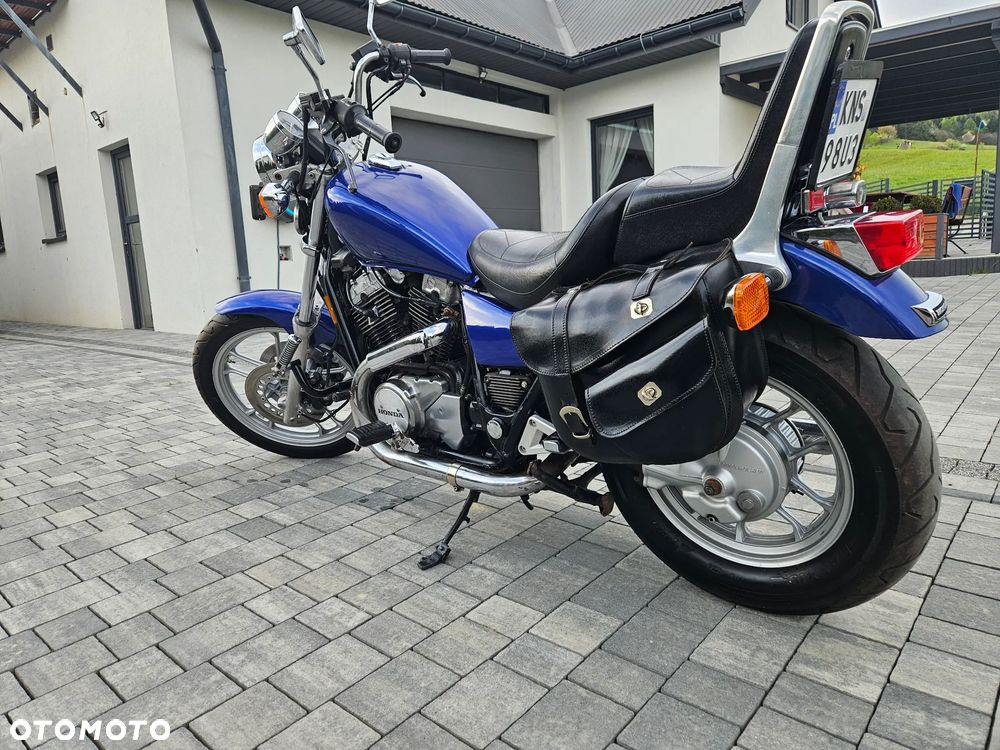 Honda VT - 11