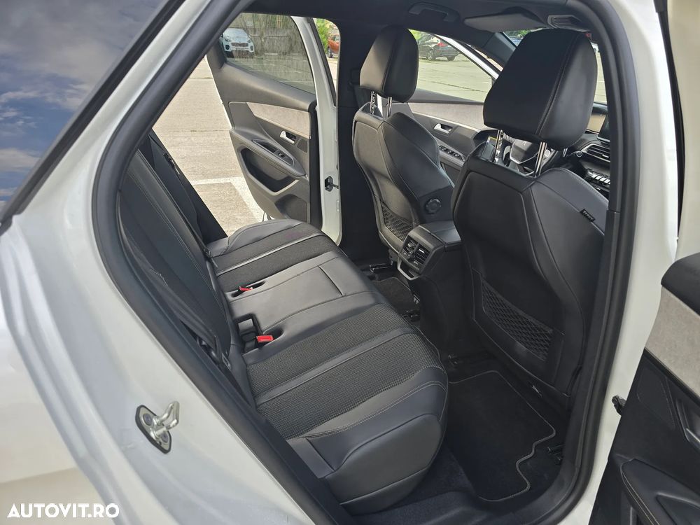 Peugeot 3008 225 e-EAT8 GT - 8