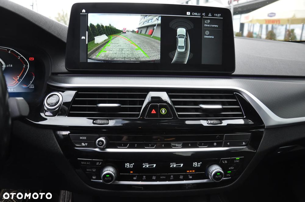 BMW Seria 5 520d Touring M Sport Edition - 21