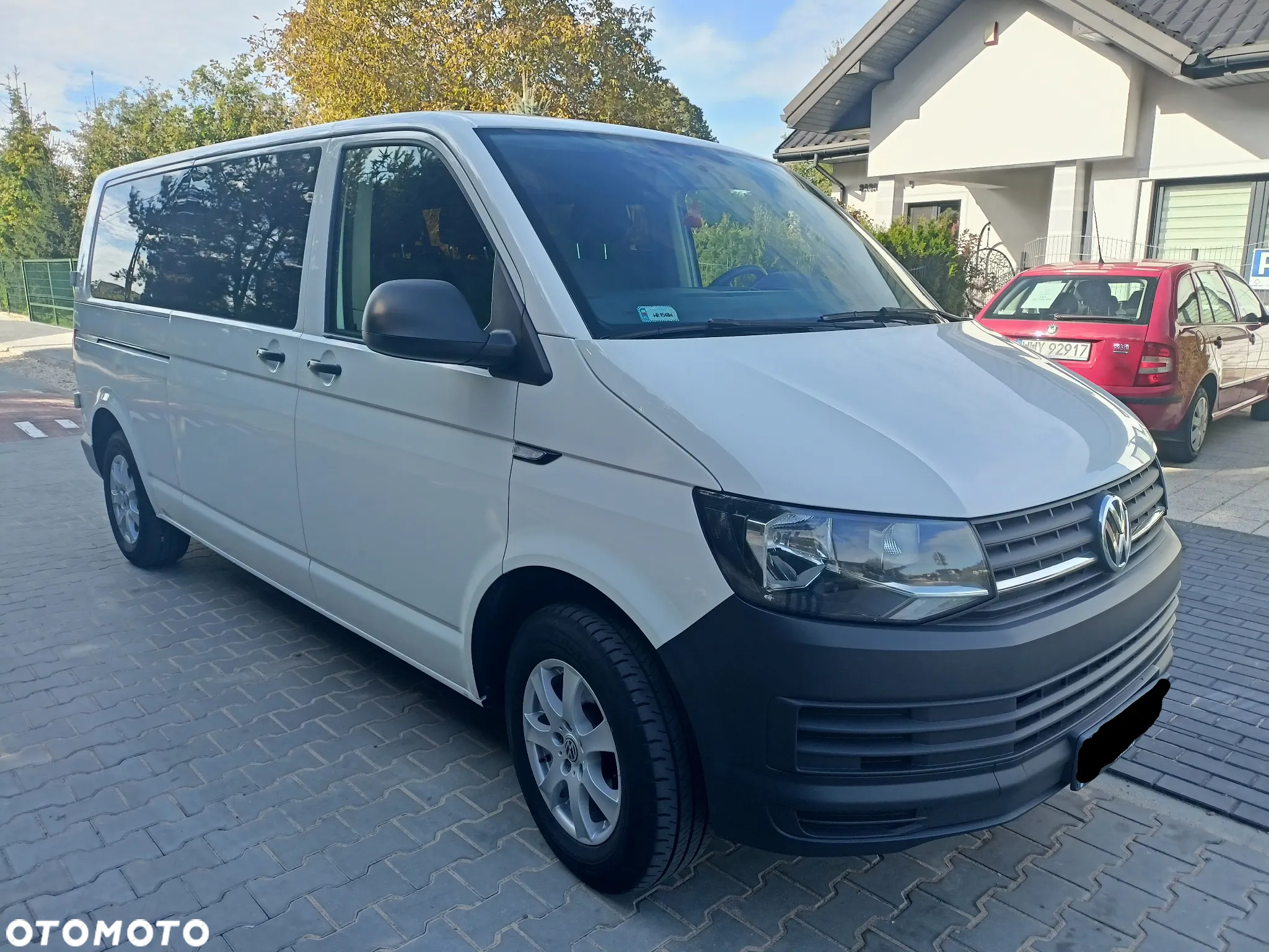 Volkswagen Caravelle 2.0 TDI L2 Highline - 3