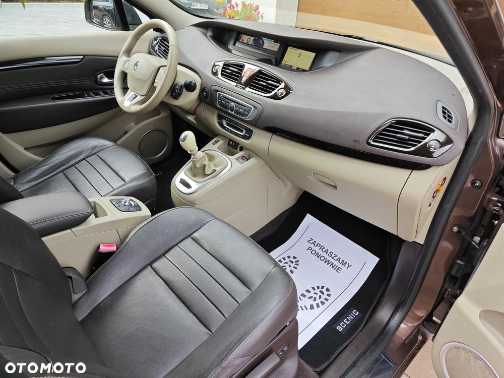 Renault Grand Scenic - 17
