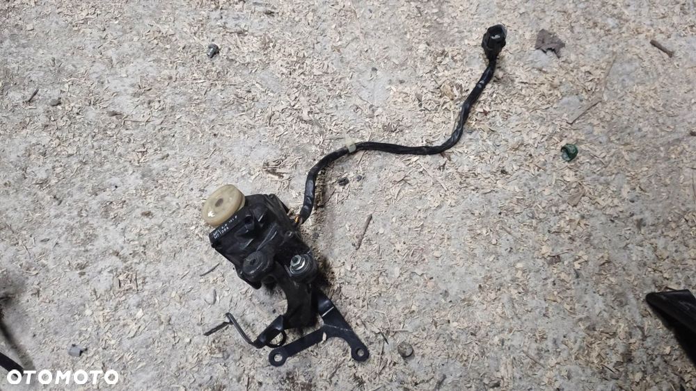 EU SILNICZEK WYDECHU EXUP HONDA CBR 1000 RR SC59 - 3