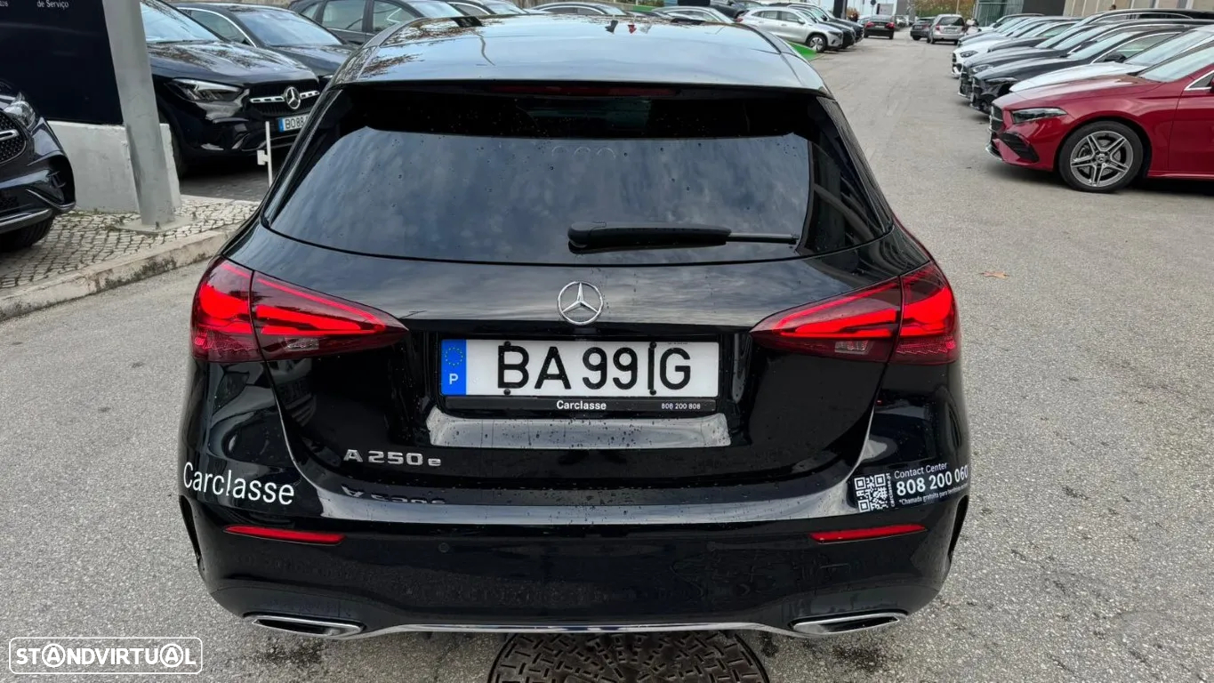 Mercedes-Benz A 250 e AMG Line - 7