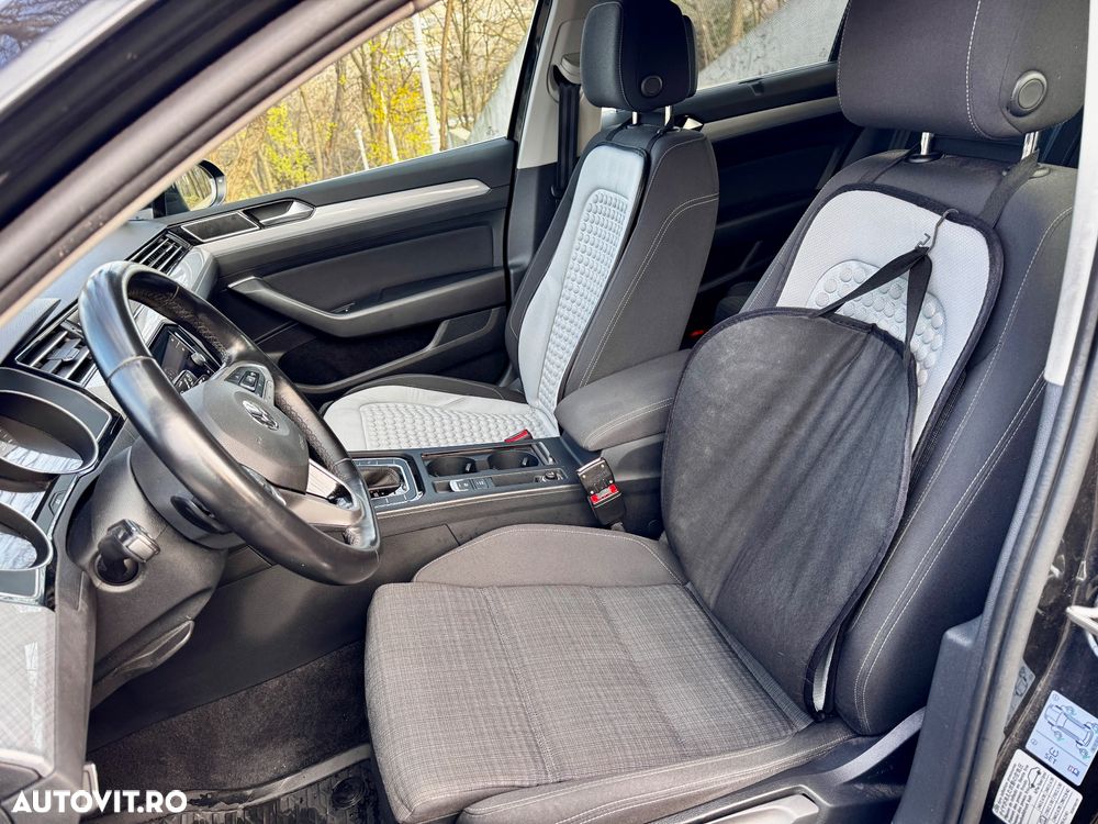 Volkswagen Passat - 15