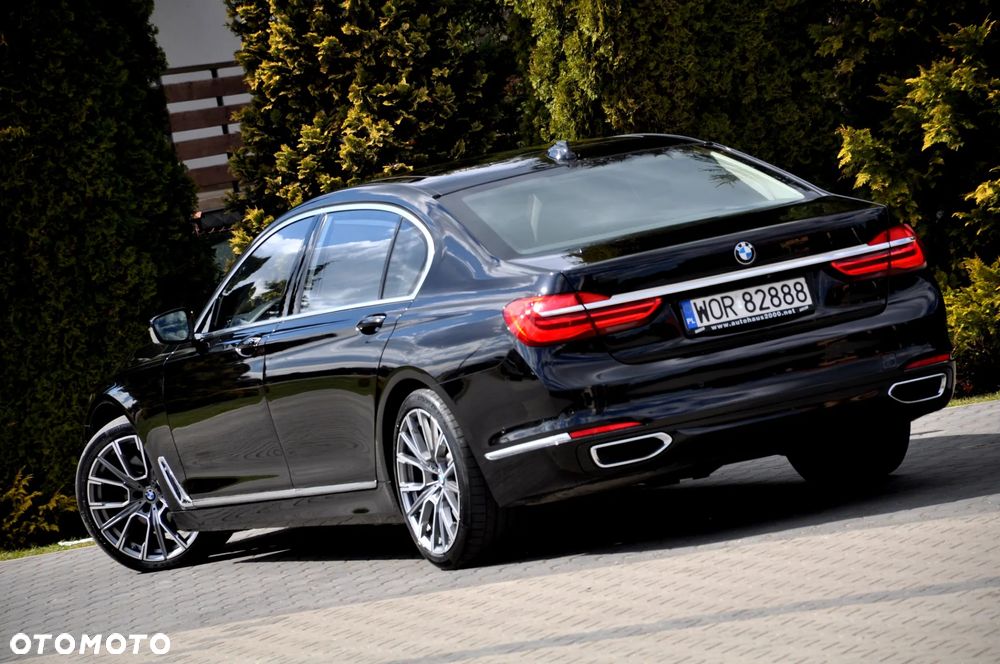 BMW Seria 7 750Ld xDrive - 23